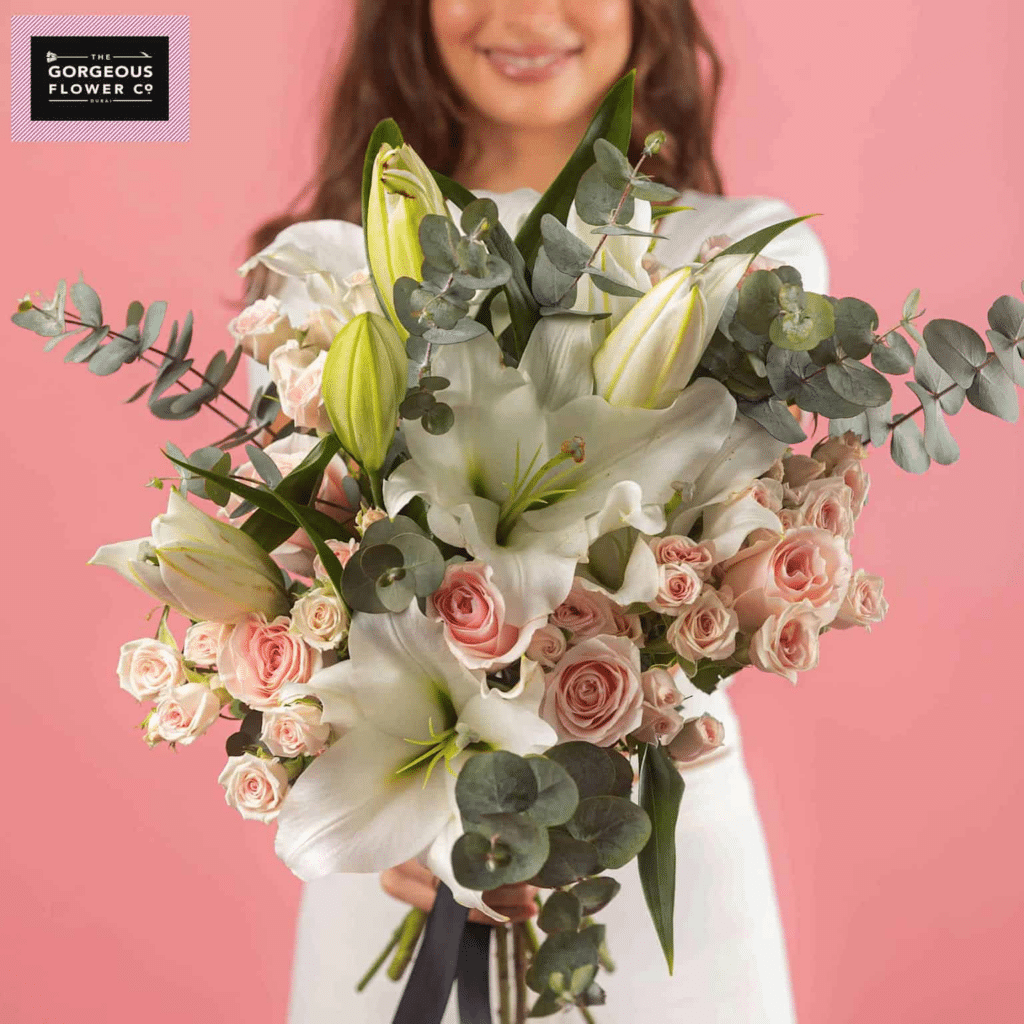 anniversary flowers in Dubai